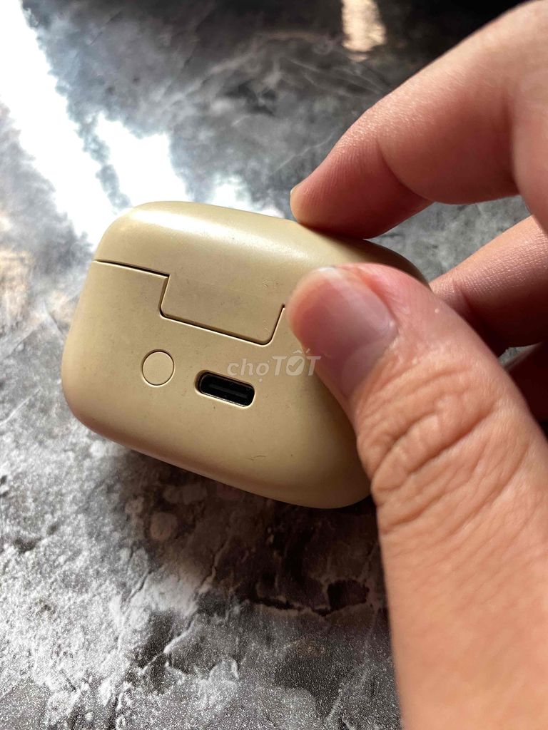 Cần bán case và tai phải tai nghe sony linkbuds s. Mua bán Tivi, Âm thanh tại Thành phố Qui Nhơn Bình Định được đăng bởi Lê Phước Duy hình 1