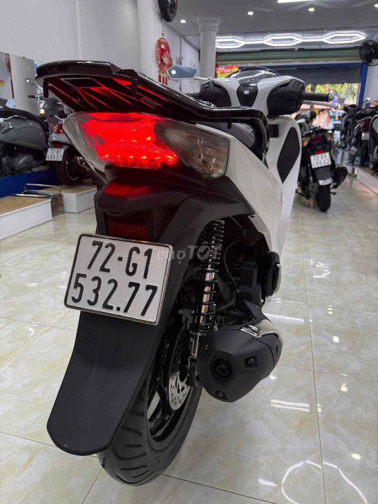 Honda SH 150 CBS 2018 белый