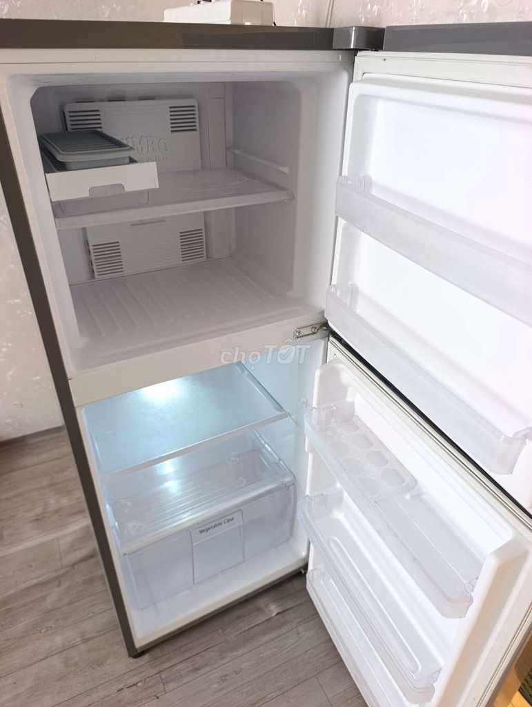 Tủ lạnh Panasonic 170l còn bh chính hãng t11/2025