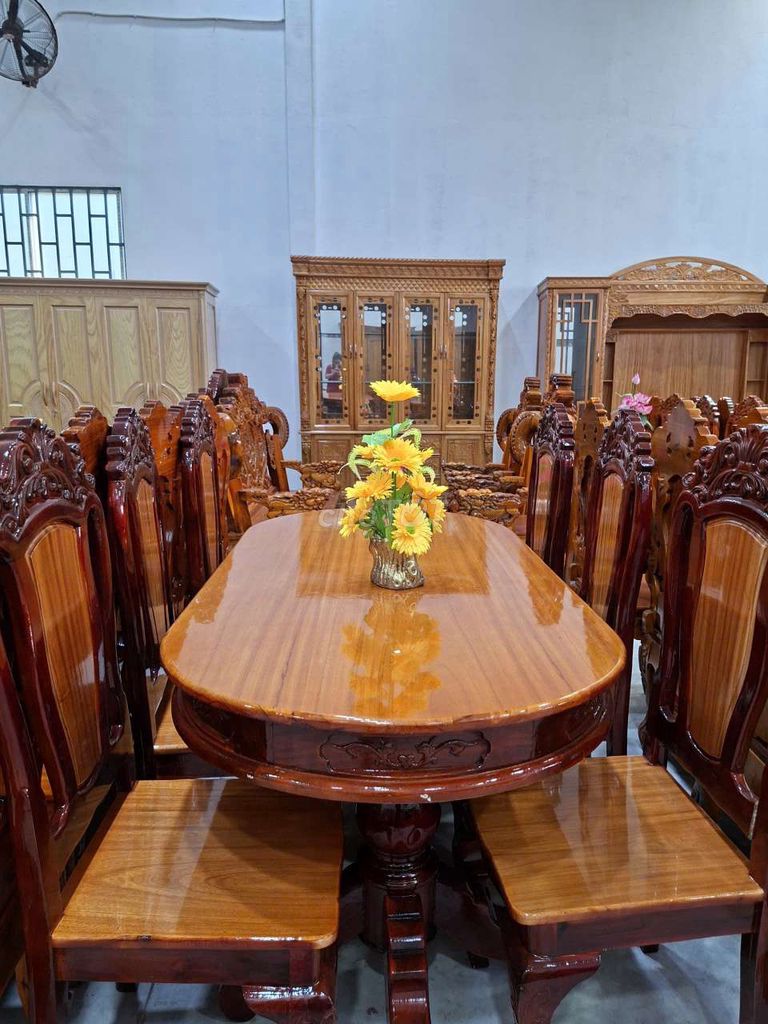 Bộ bàn ăn gỗ 8 ghế Mới 100%. Mua bán Bàn ghế tại Huyện Cái Bè Tiền Giang được đăng bởi Đồ Gỗ Thiện Nguyện Cái Bè hình 1