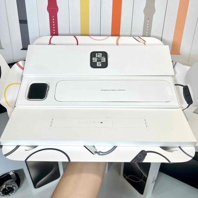 Watch Se2/40mm nhôm Sliver Gps Fullbox. Mua bán Thiết bị đeo thông minh tại Quận Thanh Xuân Hà Nội được đăng bởi Nguyễn Hữu Nguyên