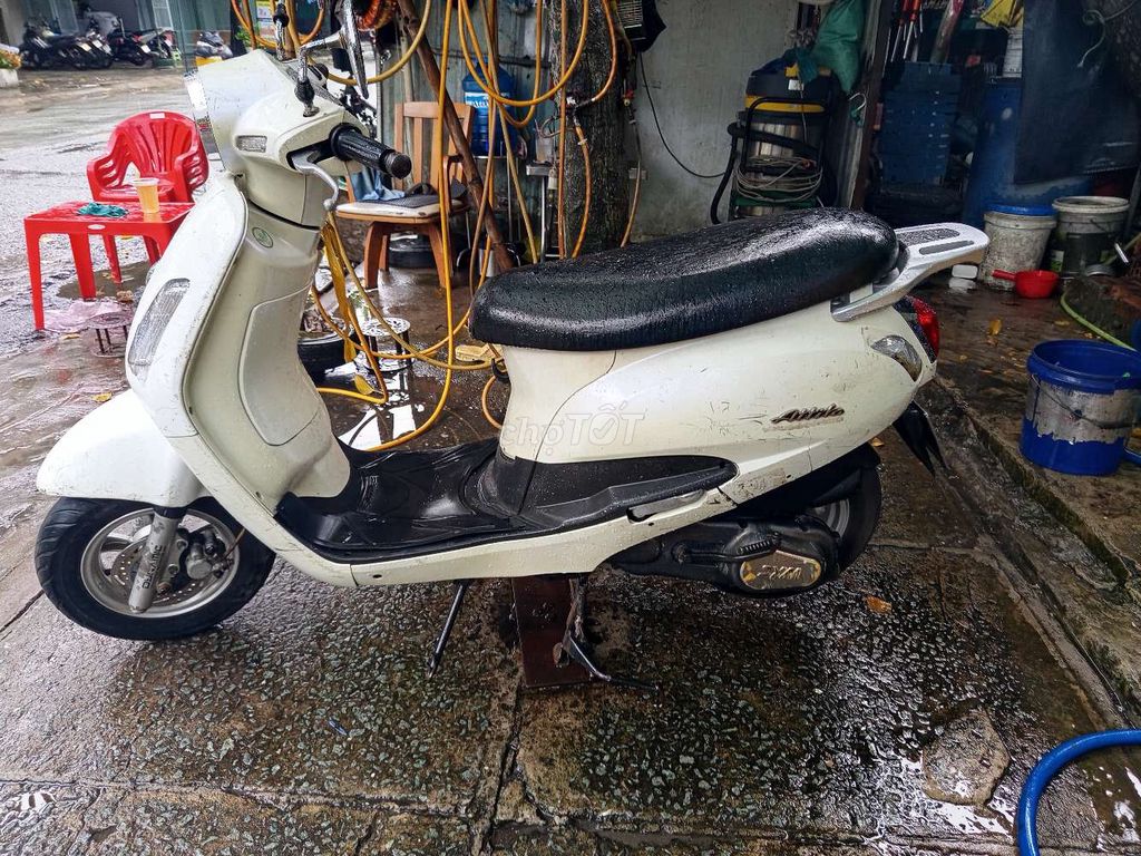 Xe máy Attila màu trắng sản xuất 2009. Mua bán Xe máy tại Quận 11 Tp Hồ Chí Minh được đăng bởi Thanh Tú  hình 2