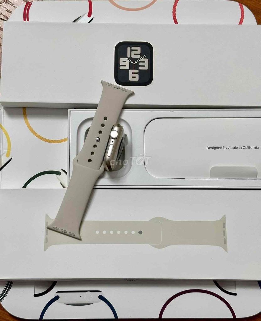Apple Watch SE2 40mm Nữ Starlight. Mua bán Thiết bị đeo thông minh tại Huyện Phú Tân Cà Mau được đăng bởi anh hình 1