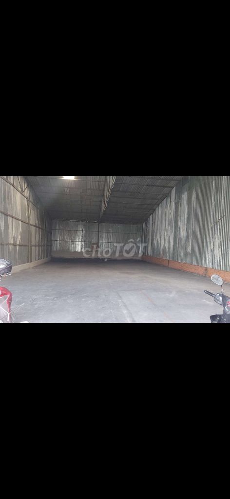 KHO,XƯỞNG SX 270M² ĐƯỜNG XE CÔNG 40F NGAY LÊ TRỌNG TẤN