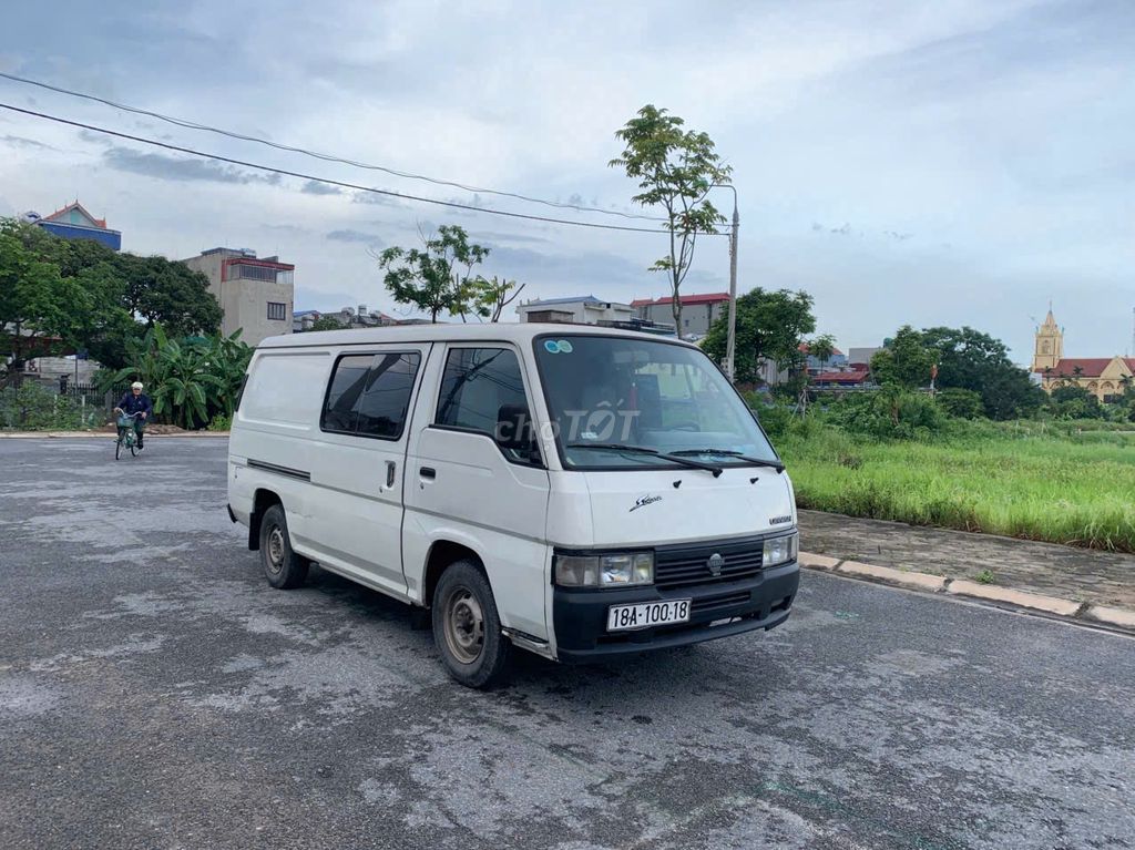 Nissan Urvan 3 chỗ - 900kg. Mua bán Ô tô tại Quận Hà Đông Hà Nội được đăng bởi Đạt hình 4
