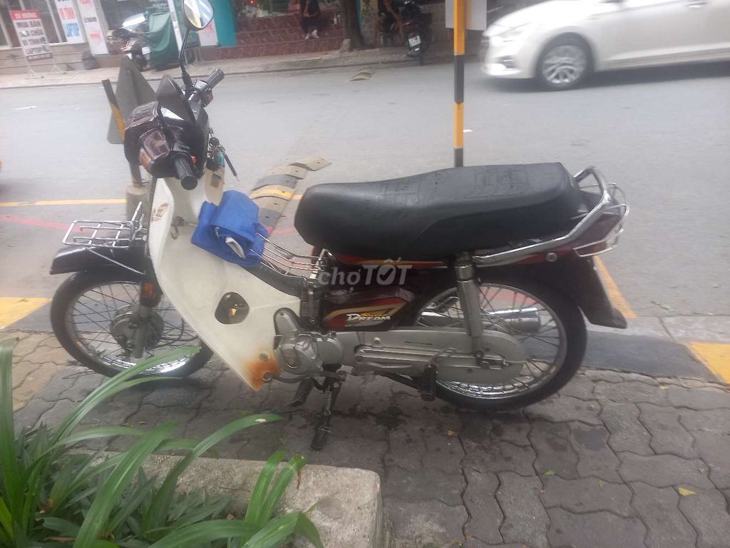 Bán xe Honda dream đời đầu 2004. Mua bán Xe máy tại Quận Tân Bình Tp Hồ Chí Minh được đăng bởi Bình hình 1