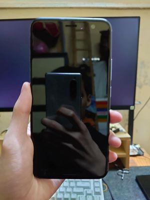 Cần bán HTC U11 Ram 4GB , Bộ Nhớ 64GB. Mua bán Điện thoại tại Quận Hà Đông Hà Nội được đăng bởi Nguyễn Thanh Hoà