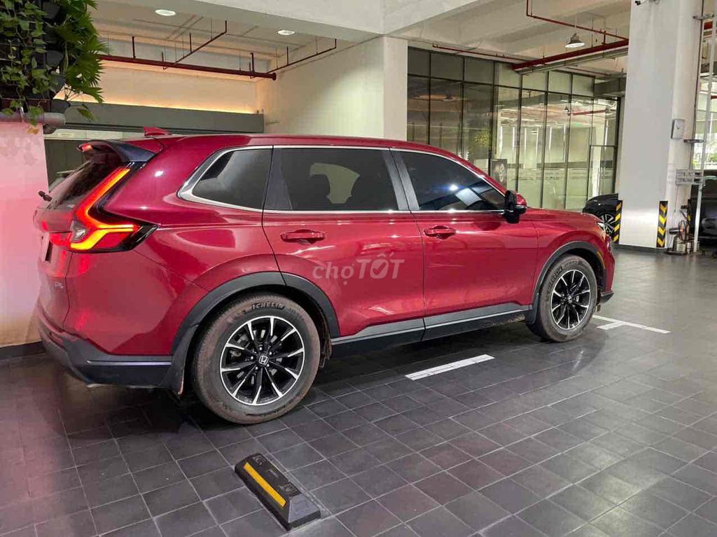 Honda CRV L 2024  - 21000 km - Xe Đẹp Bao check. Mua bán Ô tô tại Quận 7 Tp Hồ Chí Minh được đăng bởi Honda Ô Tô Sài Gòn Quận 7 hình 2