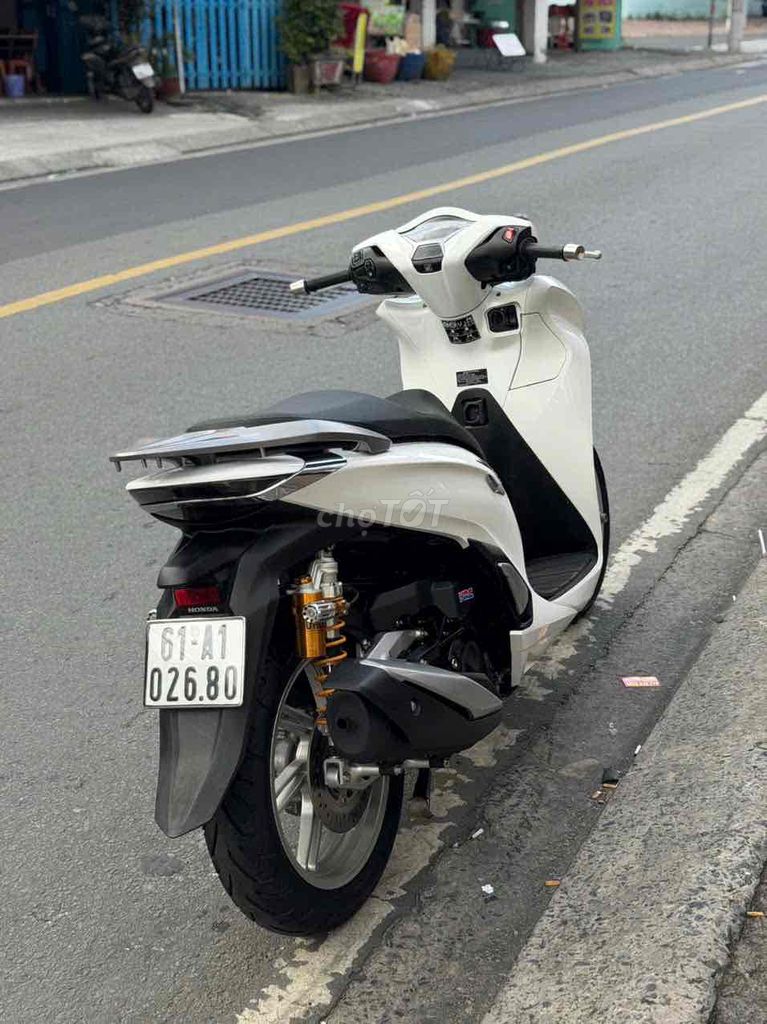 Honda SH 350i ABS 2022 Trắng. Mua bán Xe máy tại Thành phố Thủ Đức Tp Hồ Chí Minh được đăng bởi Vũ Vũ hình 5