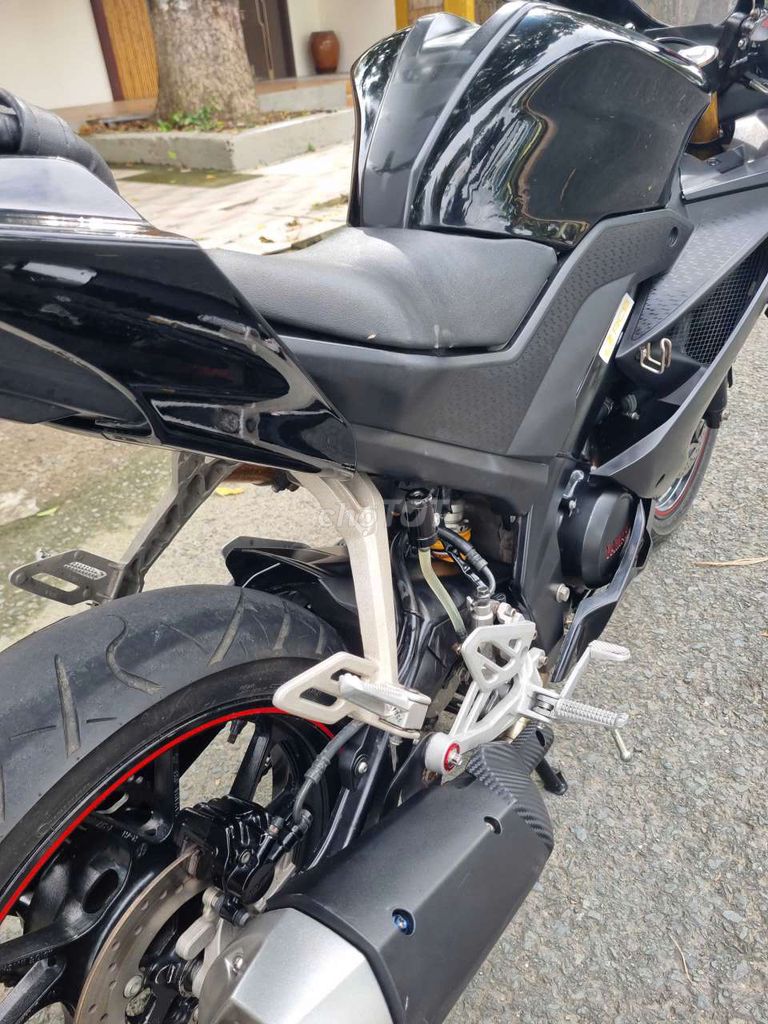 R15 máy zin mới keng lướt 15k. Mua bán Xe máy tại Thành phố Cao Lãnh Đồng Tháp được đăng bởi Vinh Quang  hình 6