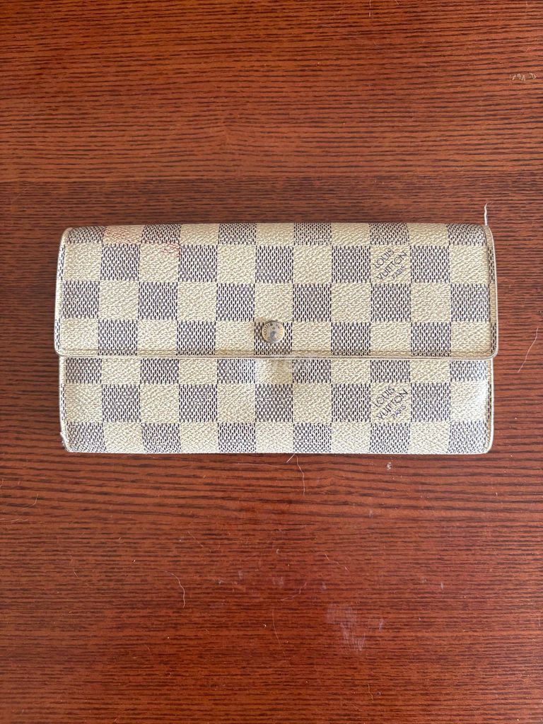 Ví Louis Vuitton Da Nâu Trắng Nữ. Mua bán Túi xách tại Quận 7 Tp Hồ Chí Minh được đăng bởi Truong Nam hình 1