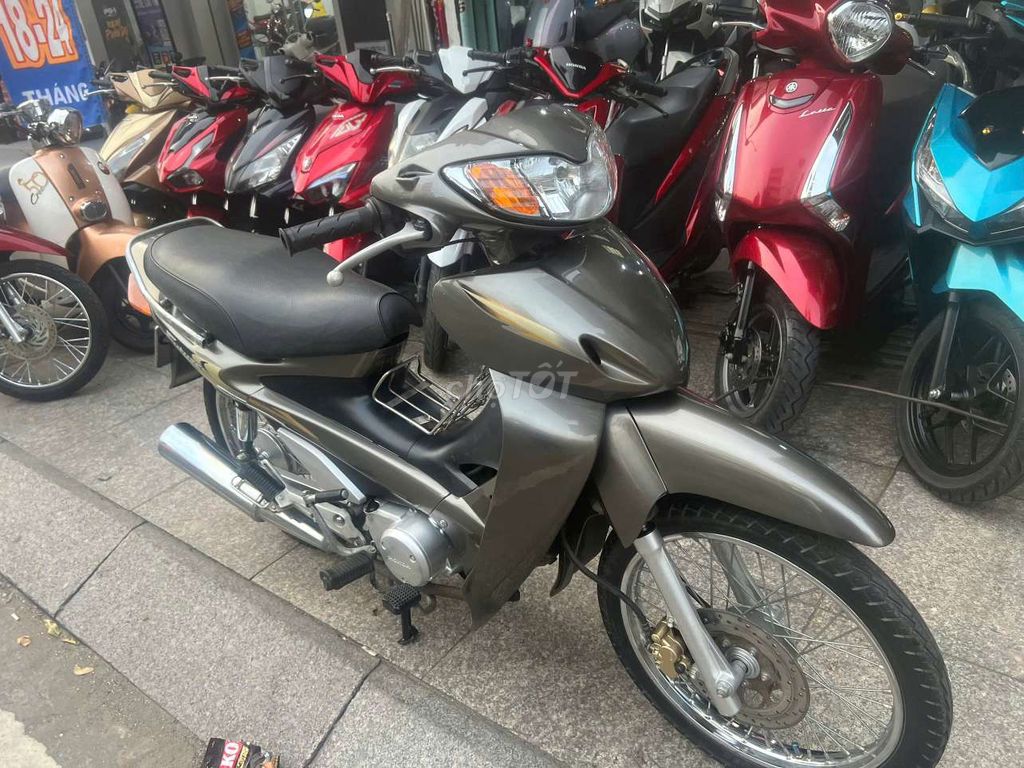 Honda future 2002 mới 90% biển số 62. Mua bán Xe máy tại Quận Tân Phú Tp Hồ Chí Minh được đăng bởi Tuanduy hình 6