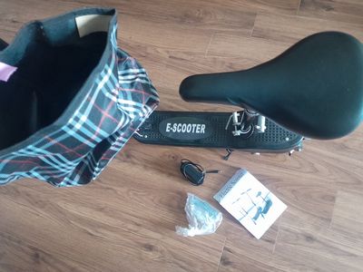 XE điện mini E-SCOOTER,120W, màu đen, 12kg mới 97%. Mua bán Xe điện tại Quận Hà Đông Hà Nội được đăng bởi Ms Huong