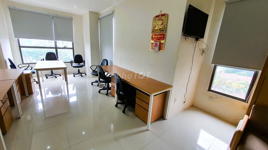 Cho thuê Văn phòng Officetel 35m2, sẵn NT - ngay kế bên CV Gia Định