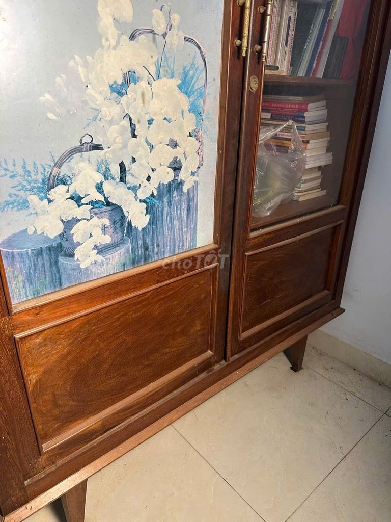 Tủ sách xưa