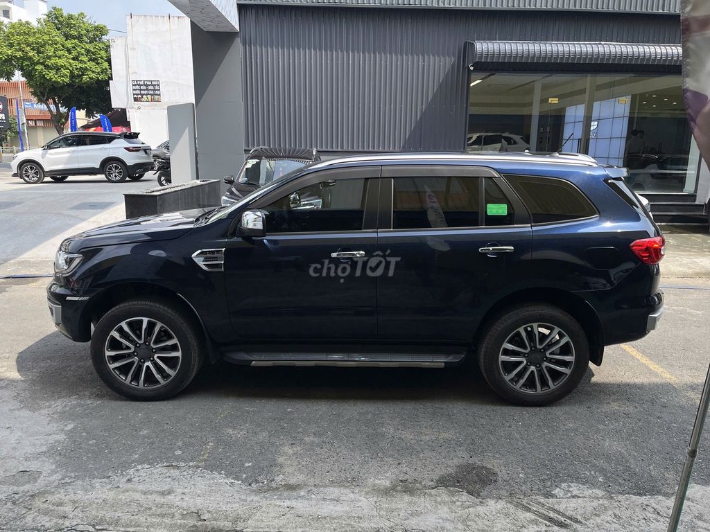 FORD EVEREST TITANIUM 2.0 4X2 AT 2021 CTY XUẤT HĐ. Mua bán Ô tô tại Quận Bình Thạnh Tp Hồ Chí Minh được đăng bởi Hiếu hình 7