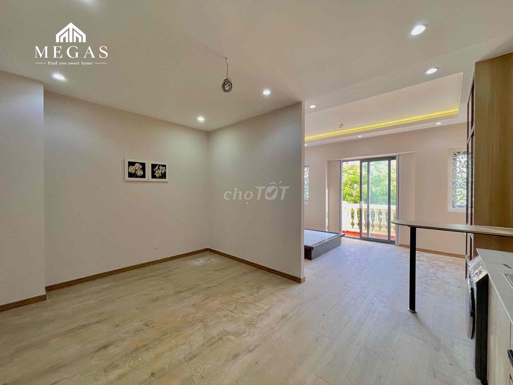 Căn Hộ Cao Cấp Luxury Rộng 60m2 có MGR Đi Bộ qua Etown Cộng Hoà