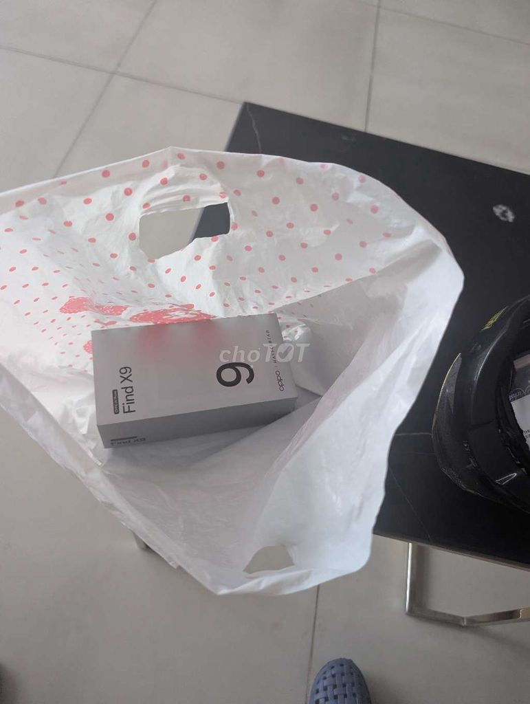 Oppo Find X9 16GB 256GB 98% mới. Mua bán Điện thoại tại Quận Tân Phú Tp Hồ Chí Minh được đăng bởi PHAM HUNG  hình 1