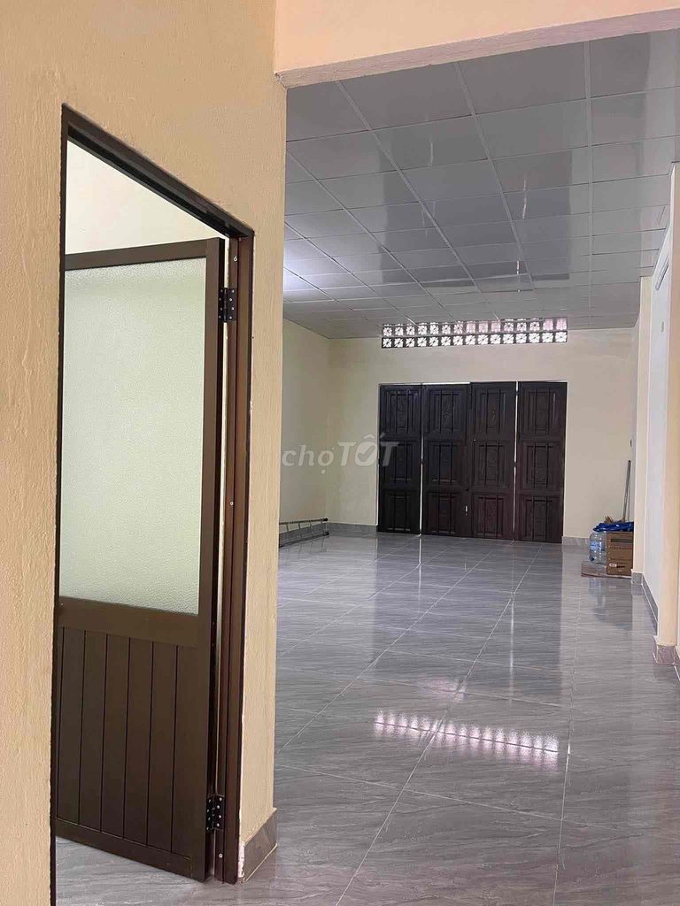 Аренда · 1 комн. · 100 м² · Quận Cẩm Lệ, ул. Đường Huỳnh Ngọc Đủ