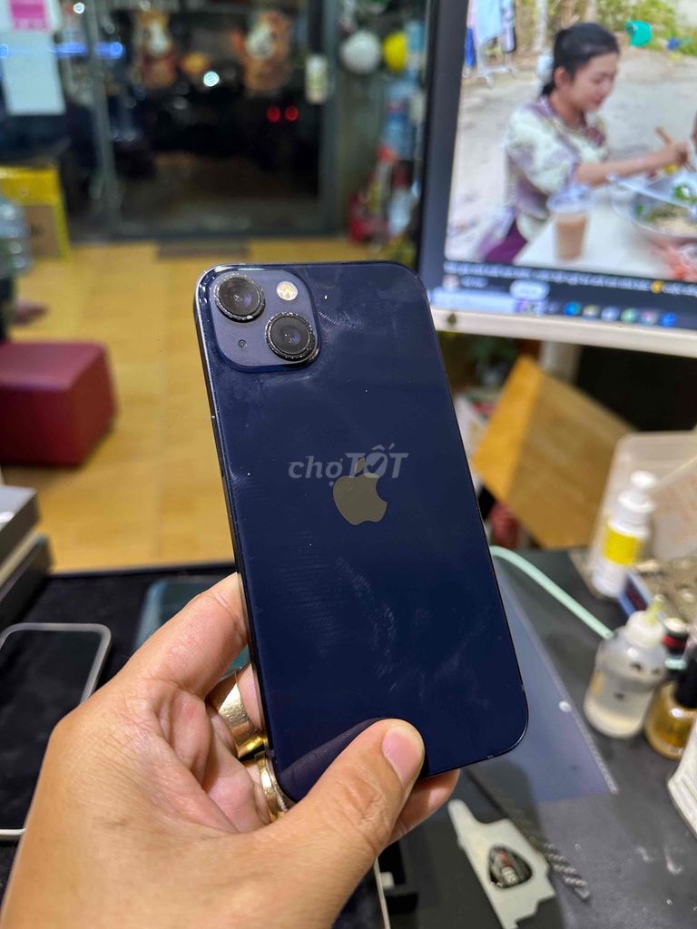 iPhone 13 128GB Xanh đậm zin nguyen áp. Mua bán Điện thoại tại Thành phố Thủ Đức Tp Hồ Chí Minh được đăng bởi Minh Sang Store Góp Bao Nợ Xấu hình 1