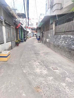 Đất Trống Tiện Xây Mới 4x15m Giá 4,55 Tỷ Thương Lượng