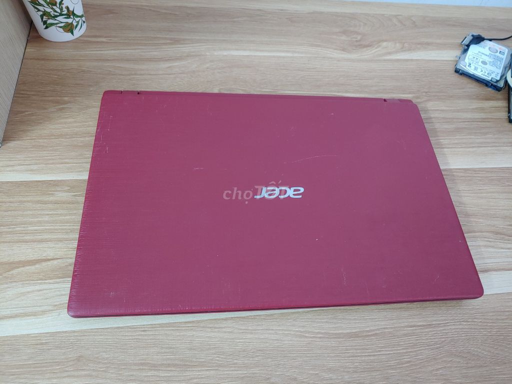 Laptop mỏng nhẹ màn to dùng văn phòng