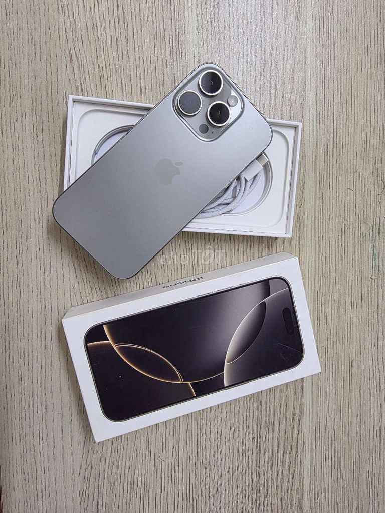 IP 16 Pro 256gb tự nhiên VN. Mua bán Điện thoại tại Quận Cầu Giấy Hà Nội được đăng bởi Nguyễn Quyền hình 1