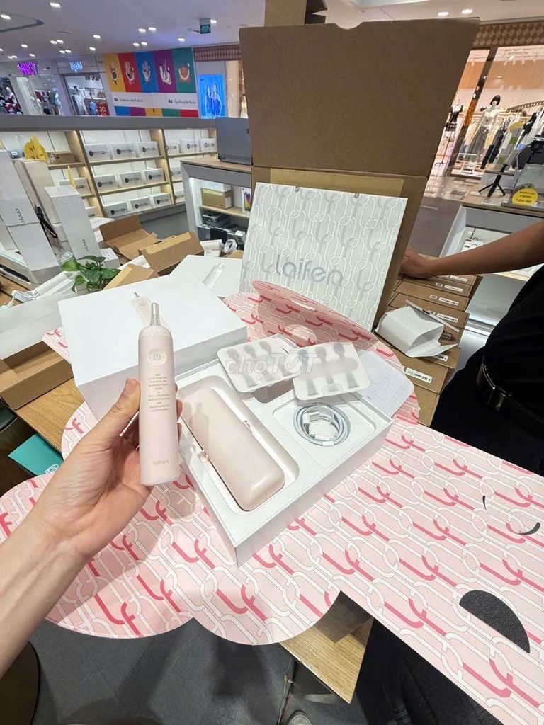 Bàn chải điện Laifen Hồng, Xanh nhựa. Mua bán Thiết bị vệ sinh, nhà tắm tại Quận 10 Tp Hồ Chí Minh được đăng bởi Kay Le hình 1