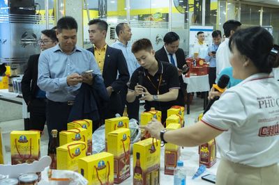 Nước mắm Phú Quốc Chủ Bảy. Mua bán Đồ ăn, thực phẩm và các loại khác tại Huyện Hóc Môn Tp Hồ Chí Minh được đăng bởi Nước mắm truyền thống Chú Bảy Phú Quốc 