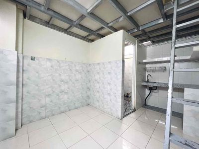 PHÒNG TRỌ CÓ GÁC, SẴN MÁY LẠNH GẦN ĐH TDT, ĐH MỞ CS3