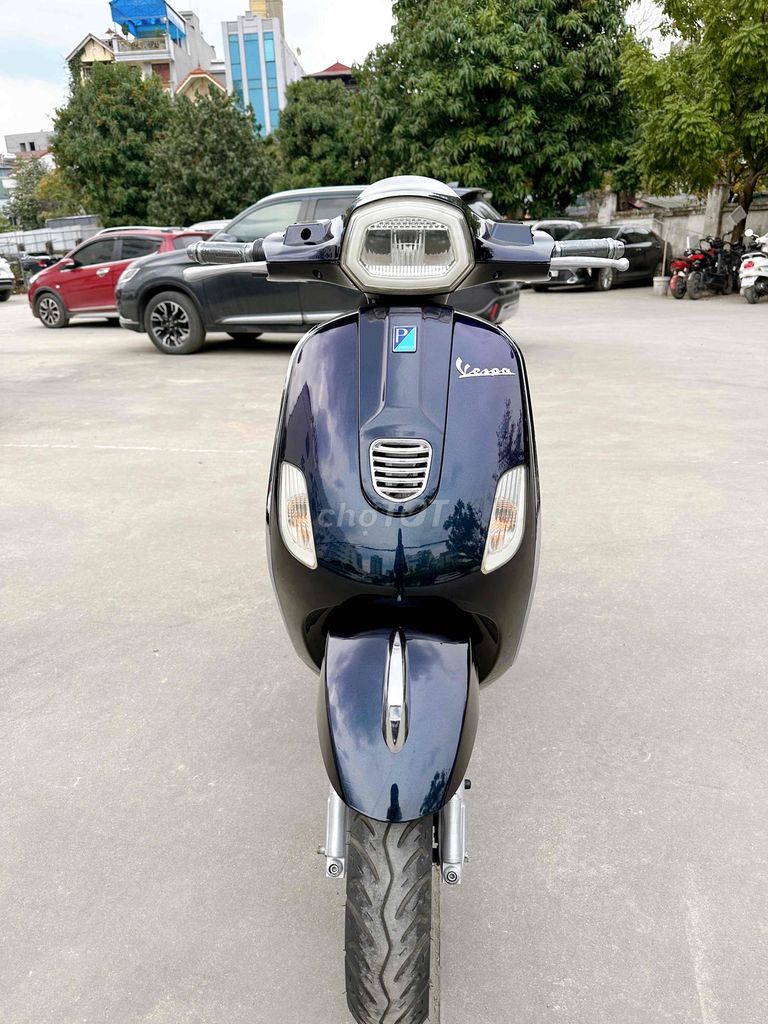 vespa đèn vuông càng đúc đủ giấy ắc quy 2024