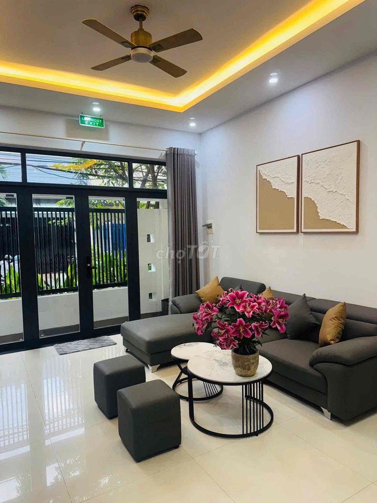 nhà 2 tầng siêu đẹp 4pn mặt Tiền Khu An Thượng gần Biển