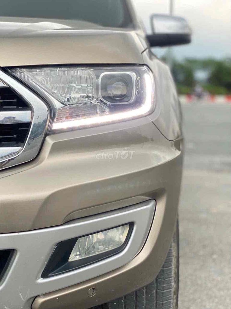 Ford Everest 2020 Titanium 2.0L AT 4x2 - 97000 km. Mua bán Ô tô tại Quận Nam Từ Liêm Hà Nội được đăng bởi Lưu quang kiên hình 13