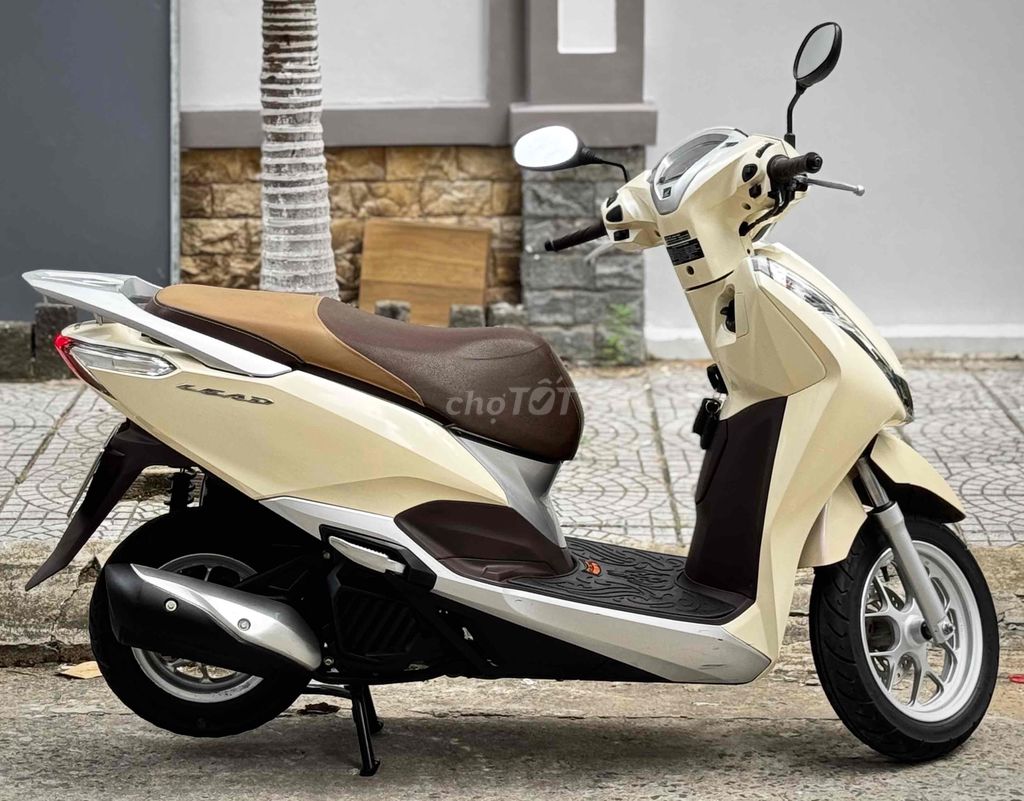 Lead 2019 khoá smartkey đời mới nguyên rin bs 43 .. Mua bán Xe máy tại Quận Hải Châu Đà Nẵng được đăng bởi T Lâm hình 6