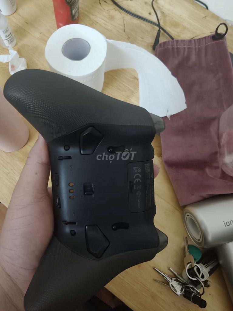 Tay cầm chơi game màu Đen. Mua bán Thiết bị chơi game tại Quận Hà Đông Hà Nội được đăng bởi tankhaitri hình 1