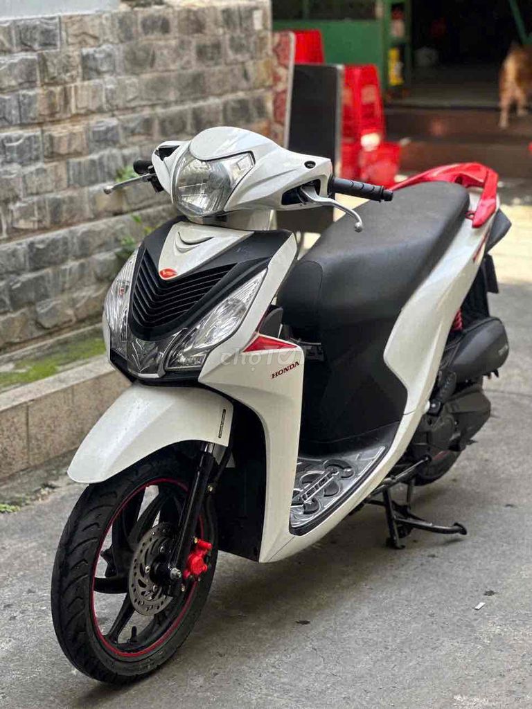 BÁN XE VISION 2019-SMARTKEY-ĐƯA TRƯỚC 12🍠 LẤY XE. Mua bán Xe máy tại Quận 10 Tp Hồ Chí Minh được đăng bởi Châu Thị Linh Chi hình 2