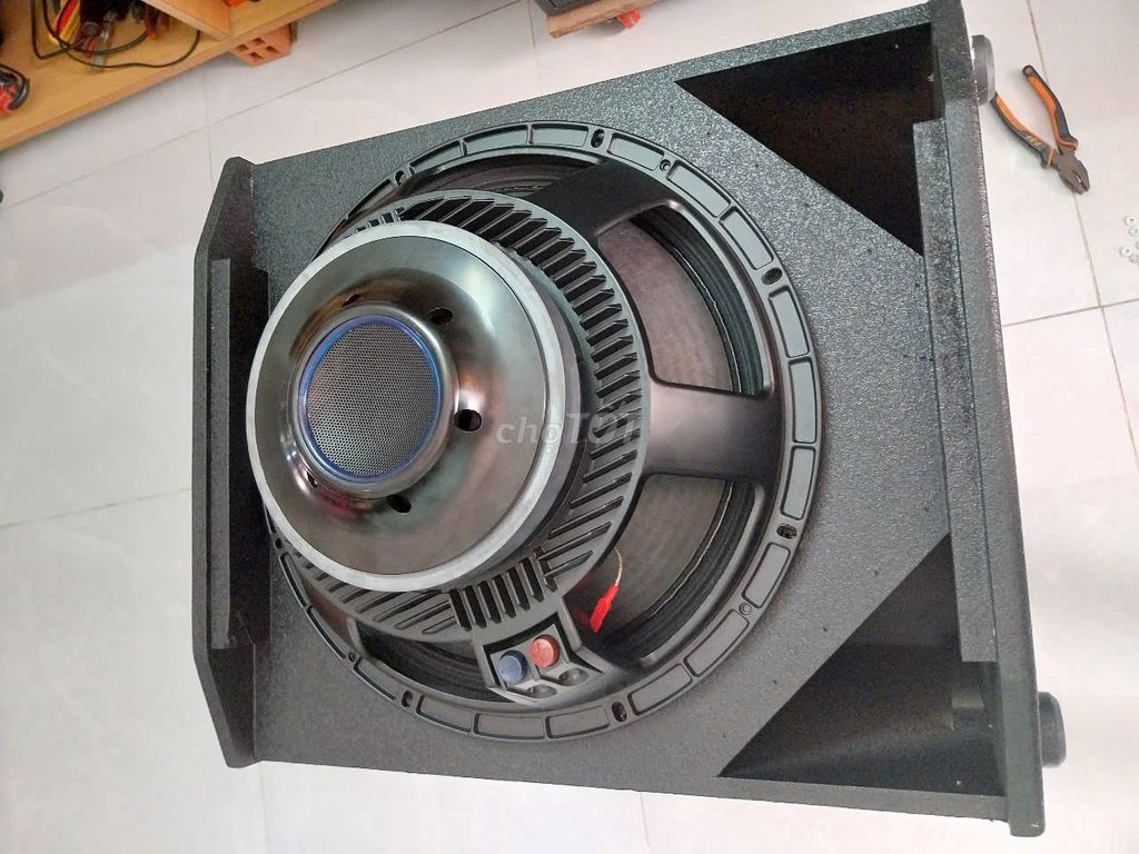 Sub điện bass 40 Rcf côn 76 mạch 8 sò Toshiba-new. Mua bán Tivi, Âm thanh tại Quận 12 Tp Hồ Chí Minh được đăng bởi Audio Bùi Môn hình 3