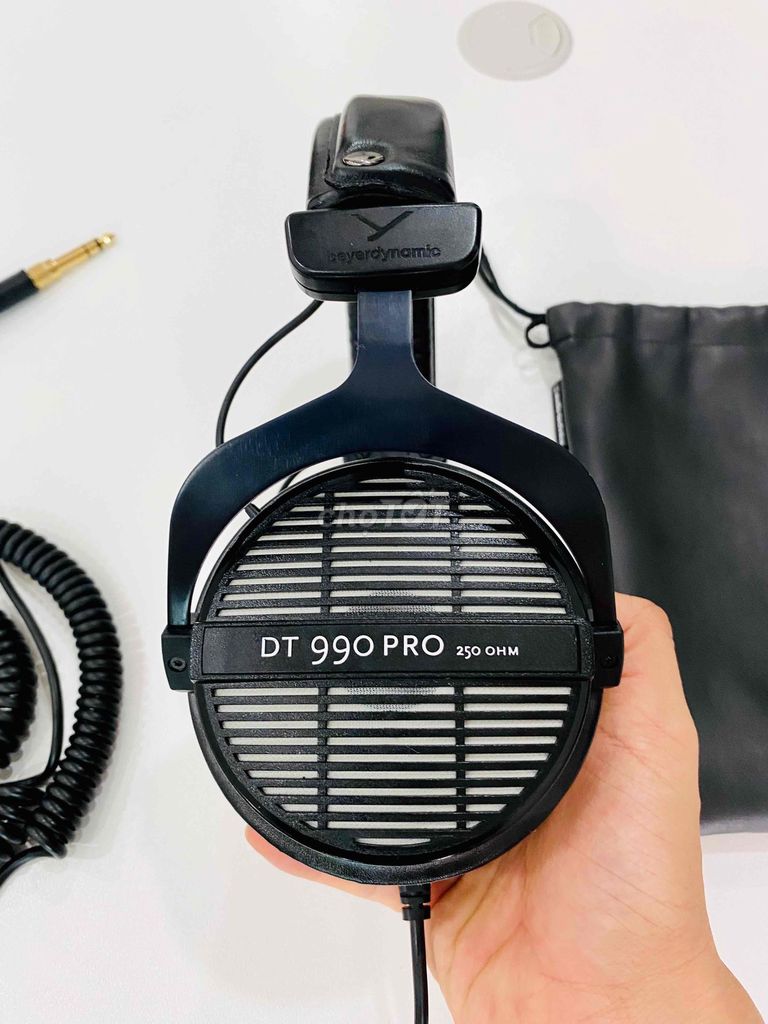 Tai nghe Beyerdynamic DT 990 PRO Đen 250 Ohm. Mua bán Tivi, Âm thanh tại Quận Nam Từ Liêm Hà Nội được đăng bởi Trương Quân Thuỵ hình 1