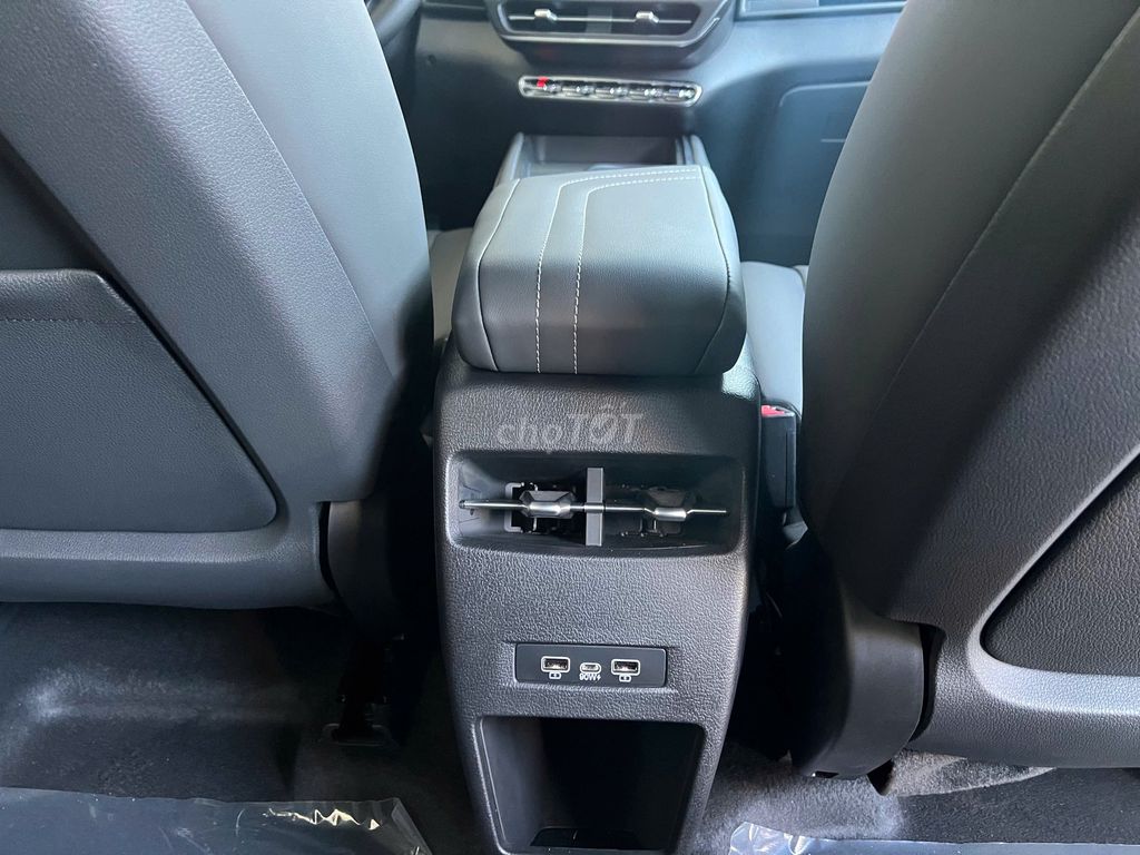 VinFast VF7 - Xe Sẵn Các Màu Giao Ngay. Mua bán Ô tô tại Thành phố Huế Thừa Thiên Huế được đăng bởi Minh Huy Vinfast Huế hình 6