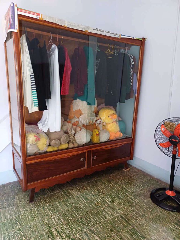 Tủ quần áo gỗ kính 1m8x2m. Mua bán Tủ, kệ gia đình tại Thành phố Tân An Long An được đăng bởi Trần Đỗ Khánh Vân hình 1