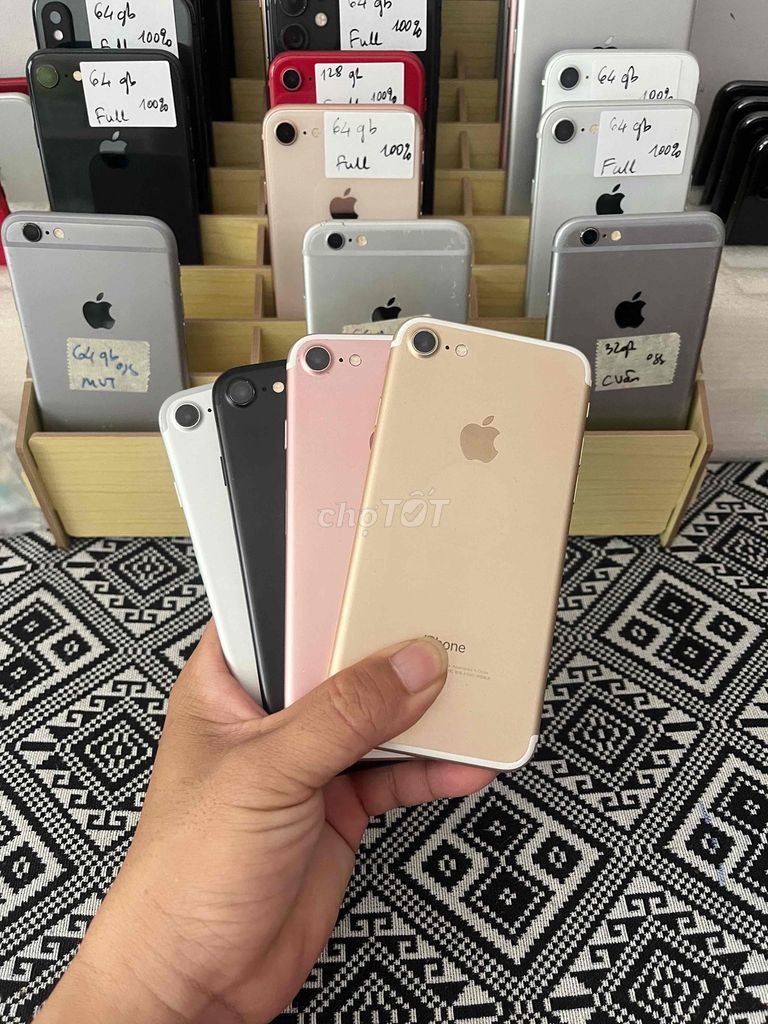 Apple iPhone 7 32GB Vàng Đã sử dụng. Mua bán Điện thoại tại Quận Tân Phú Tp Hồ Chí Minh được đăng bởi Tuấn Iphone Cỏ hình 1