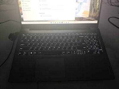Lenovo Ideapad 3 i5-1135G7 4GB/256GB Đã sử dụng
