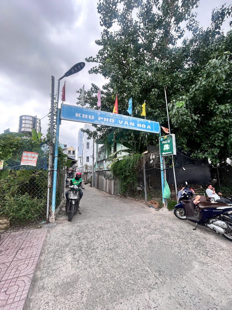 Bán nhà ô tô đậu trước nhà Cạnh Khu Him Lam 3 lầu giá 11,2 tỷ có giảm