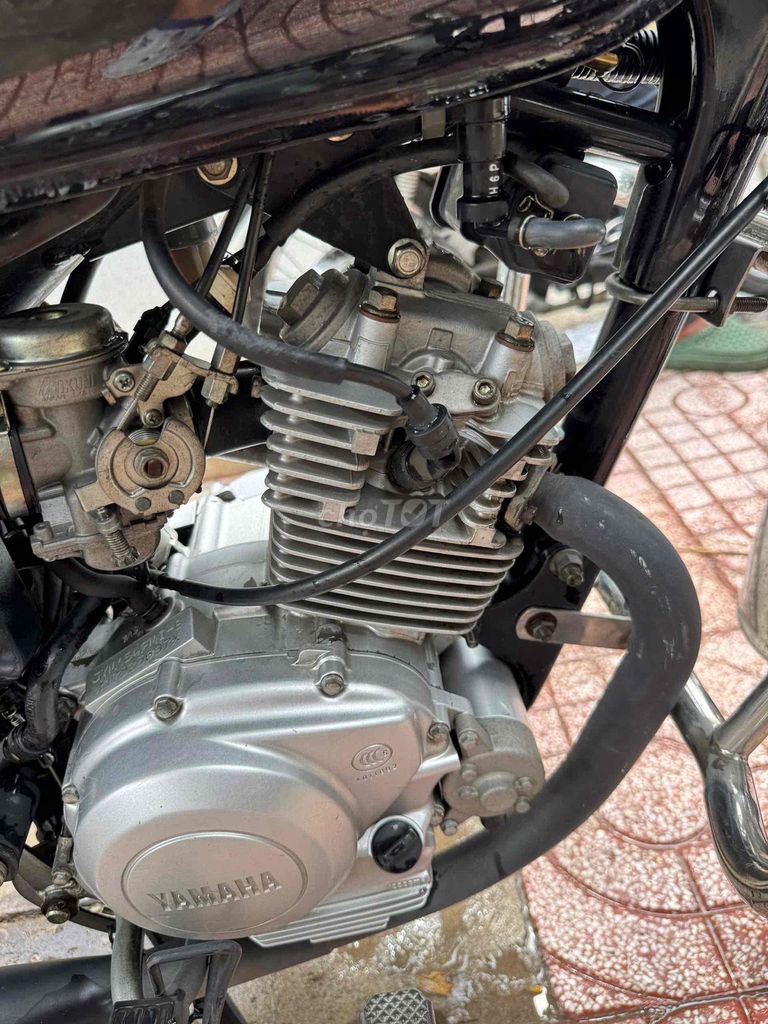 Yamaha YB125SP 2017 máy zin biển số thành phố. Mua bán Xe máy tại Huyện Bình Chánh Tp Hồ Chí Minh được đăng bởi Phong Vũ hình 4