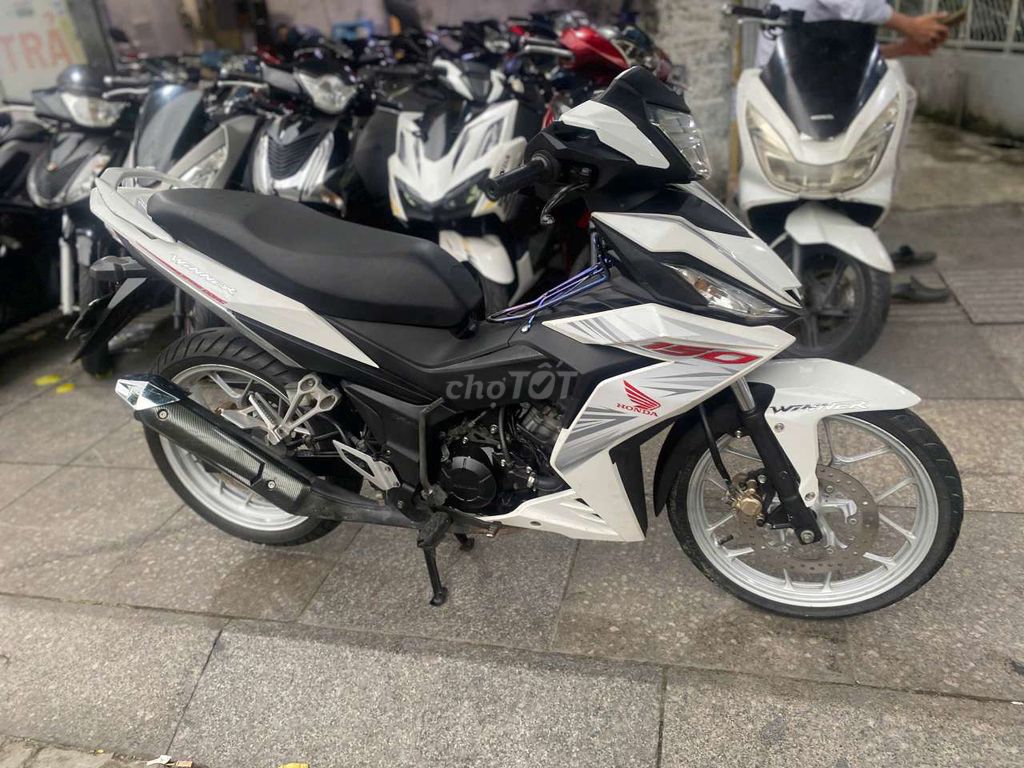 Honda winner 2018 mới 90% biển số thành phố. Mua bán Xe máy tại Quận Tân Phú Tp Hồ Chí Minh được đăng bởi Tuanduy hình 4