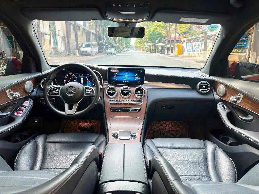 Mercedes GLC200 4 Matic bản V1 sx2022 đi 34k km. Mua bán Ô tô tại Quận Gò Vấp Tp Hồ Chí Minh được đăng bởi Kính Đặng Ô Tô Lướt hình 14