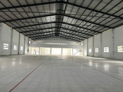 KHO, NHÀ XƯỞNG 760M2 ĐƯỜNG LỚN TẠI CẨM LỆ, SẴN ĐIỆN, CHO THUÊ GIÁ 36TR. Cho thuê văn phòng, mặt bằng kinh doanh tại Quận Cẩm Lệ Đà Nẵng được đăng bởi Đào Bích Hồng