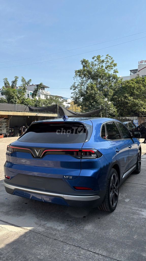 VinFast VF8 Plus 2023 Xanh dương. Mua bán Ô tô tại Quận Nam Từ Liêm Hà Nội được đăng bởi Duy Quang GF hình 3