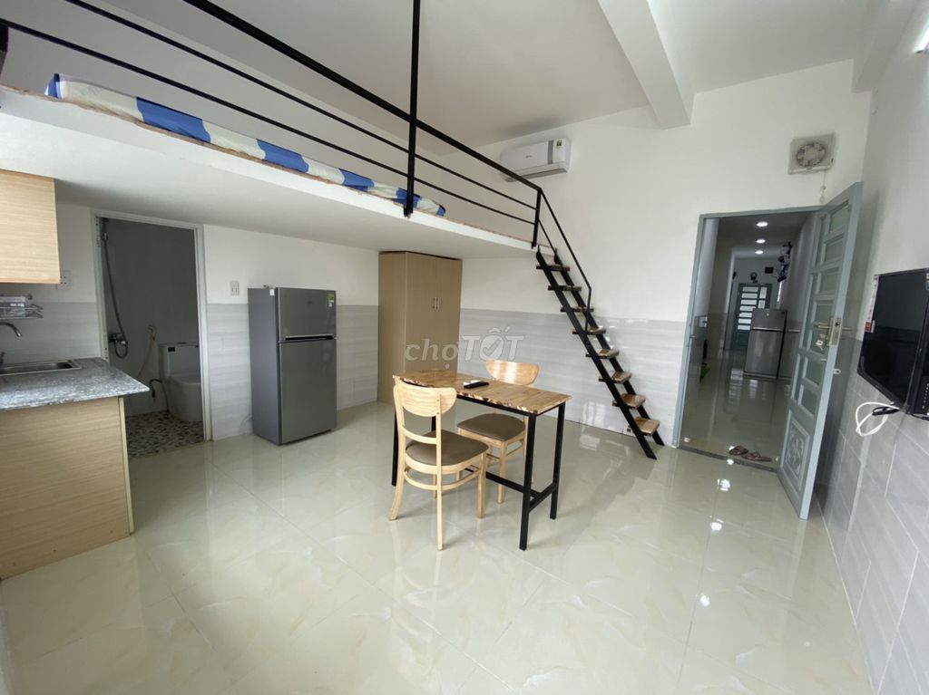 Phòng bancon gác, chính chủ, 370B Phạm Văn Bạch