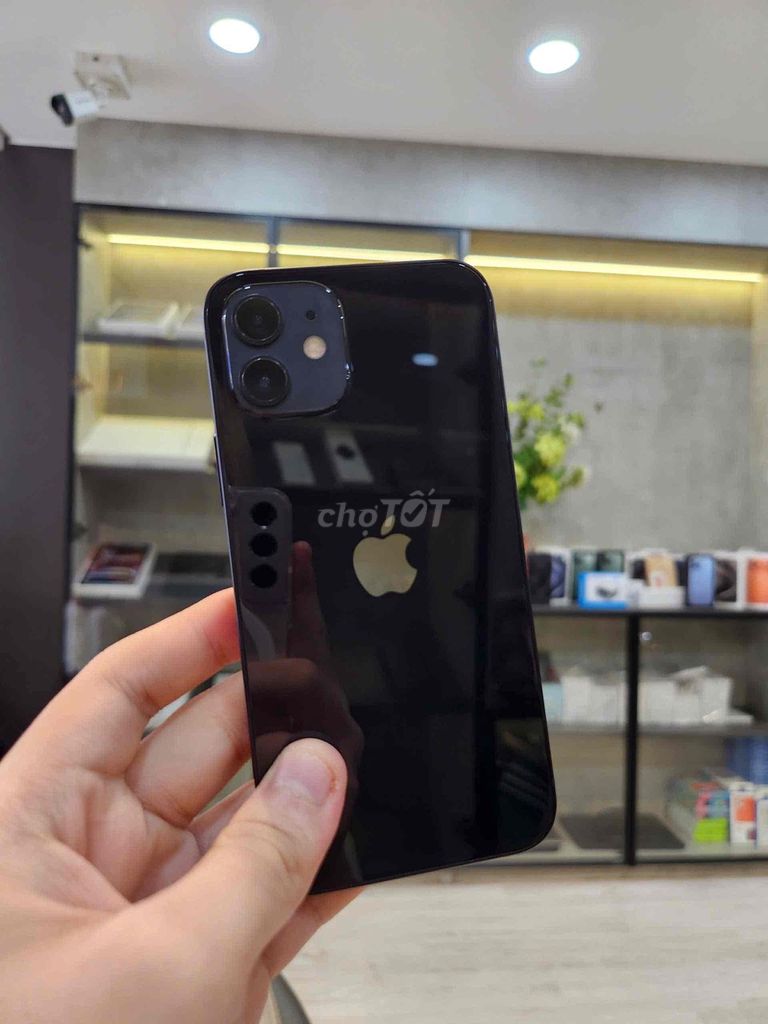 Apple iPhone 12 64GB Đen Like New like new 99%. Mua bán Điện thoại tại Quận 8 Tp Hồ Chí Minh được đăng bởi CA REM BÁN TÁO hình 1